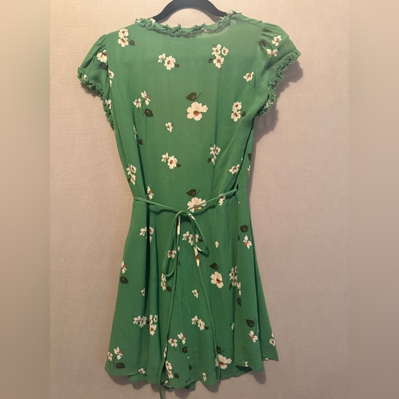 REFORMATION Lola Dress Floral Ruffle Mini V-Neck Wrap Short Sleeve Green M - Picture 7 of 8